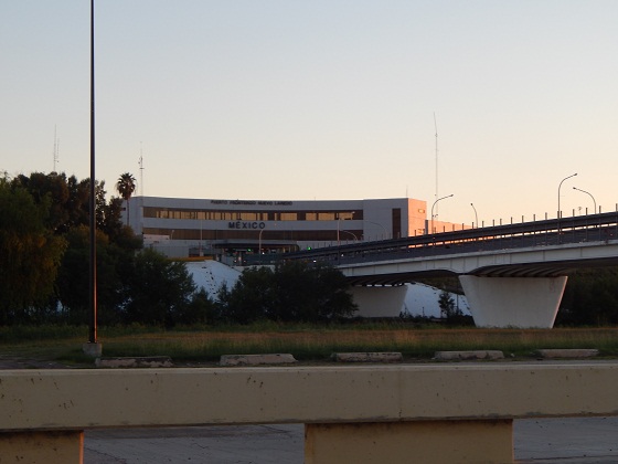 мексиканская граница ларедо