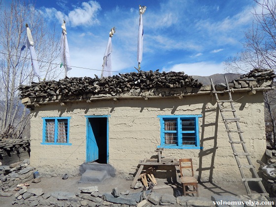 Home-in-Lower-Mustang