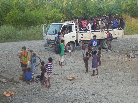 жители папуа новой гвинеи