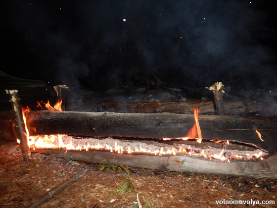 таежный-костер-нодья